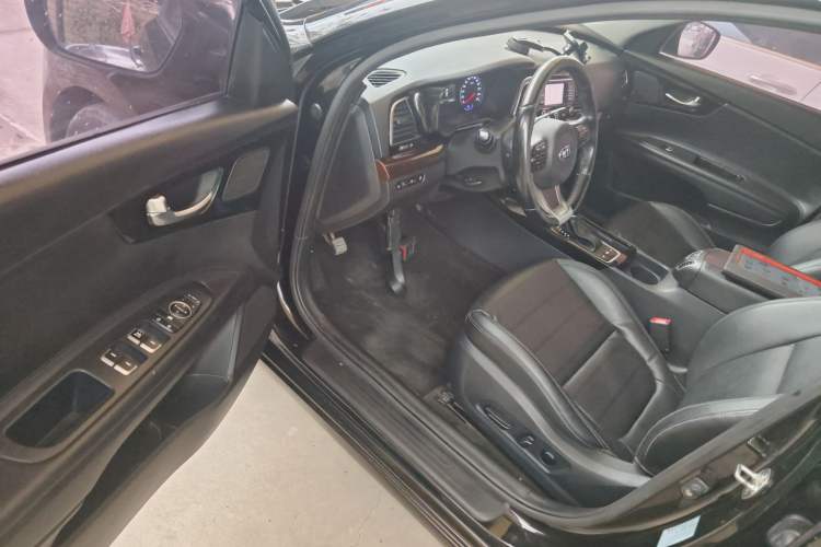 Used Kia K4 2015 1.8L Automatic DLX Special
