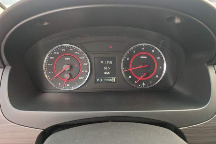 Used SAIC MAXUS G10 2019 Facelift PLUS 2.0T Automatic Elite Edition China VI
