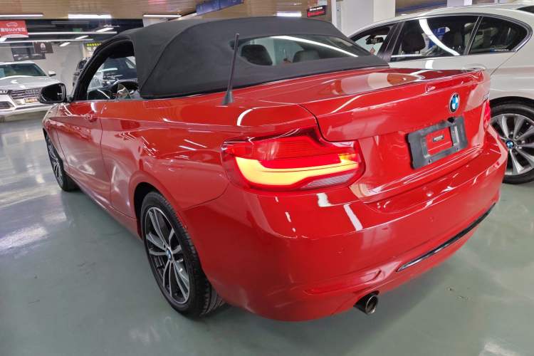 Used BMW 2 Series 2018 220i Convertible Coupe Sports Design Package

