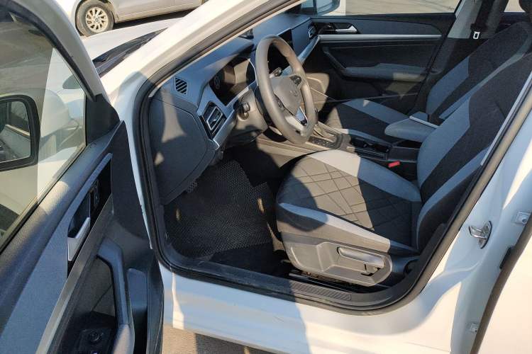 Used Volkswagen Lavida 2023 Revised 1.5L Automatic DeYi Edition