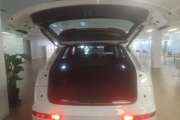 Used Audi Q5L 2023 40T Luxury Dynamic Model