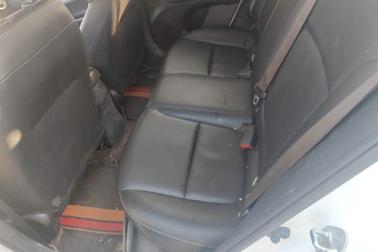 Used Kia kx1 Stonic 2021 1.4L CVT Fun & Sunroof Model
