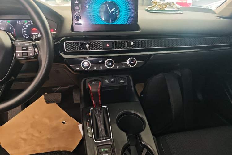 Used Honda Civic 2022 240TURBO CVT Dynamic Edition
