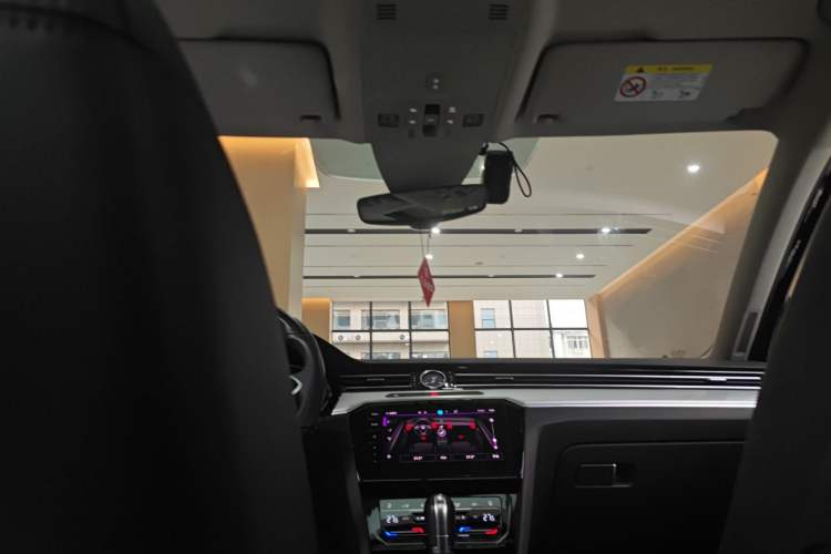 Used Volkswagen Magotan 2023 2 Million Units Commemorative Edition 330TSI DSG Luxury Version