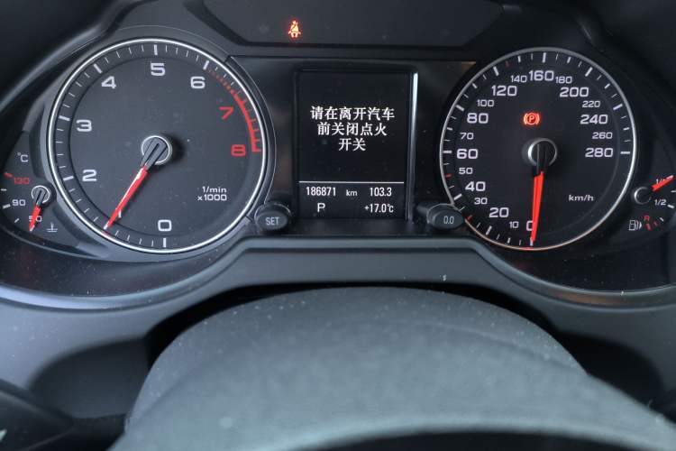 Used Audi Q5 2017 Plus 40 TFSI Technology Model