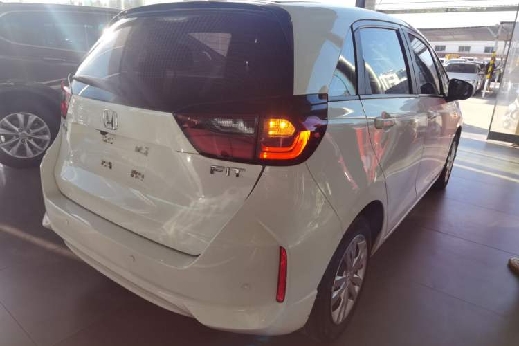 Used Honda Fit 2021 1.5L CVT Trend Edition
