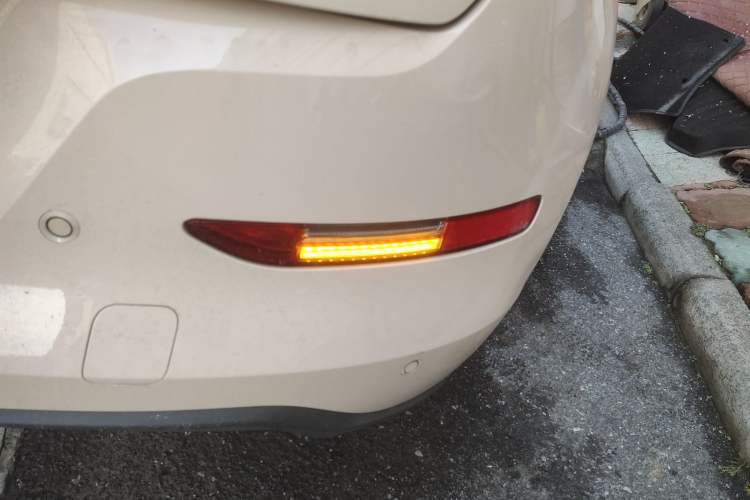 Used ORA Good Cat 2022 400km Standard Range Luxury Version Lithium Iron Phosphate