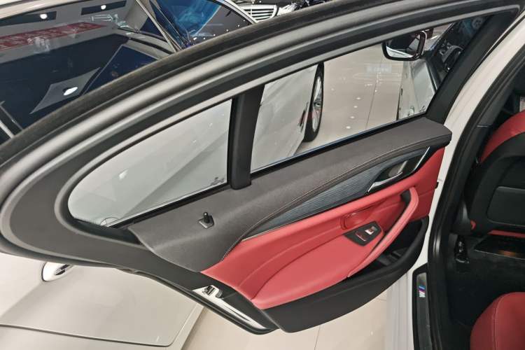 Used BMW 5 Series New Energy 2022 Restyled 535Le M Sport Package
