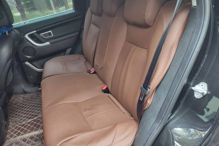 Used Land Rover Discovery Sport 2018 240 PS SE Version
