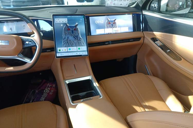 Used  L7 2025 EM-i 115km Exploration+ Edition