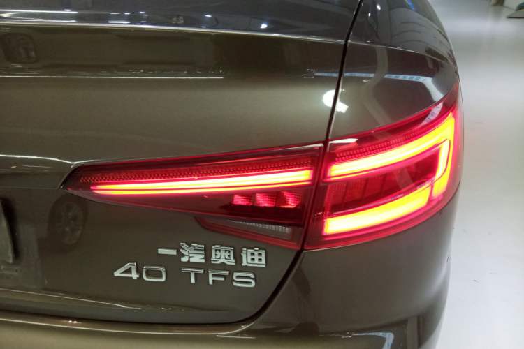 Used Audi A4L 2018 30th Anniversary Edition 40 TFSI Fashion Model