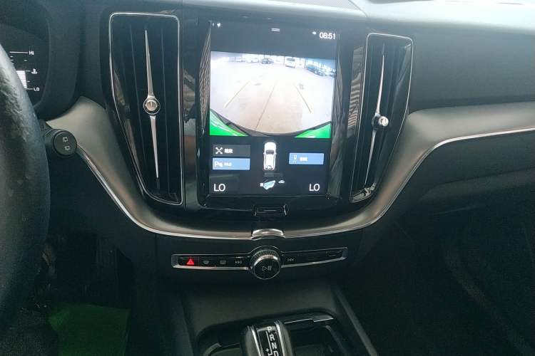 Used Volvo XC60 2018 T5 4x4 Zhiyi Edition
