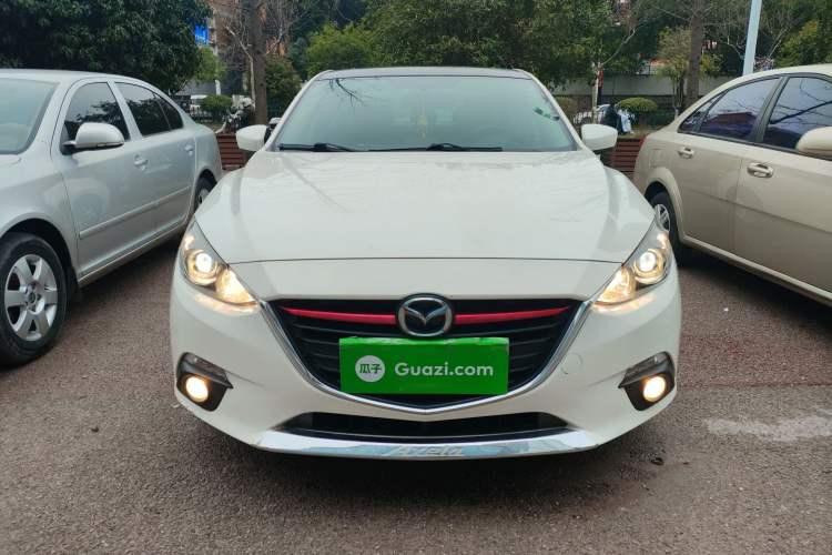 Used Mazda Mazda 3 Axela 2016 Sedan 1.5L Automatic Luxury Model
