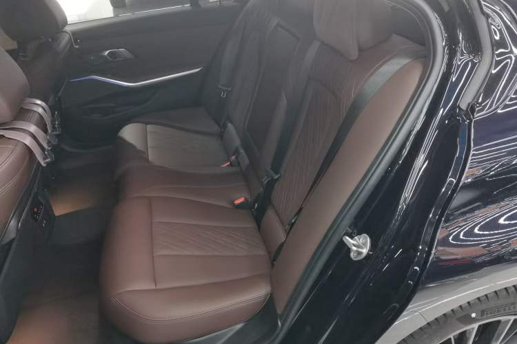 Used BMW 3 Series 2022 Restyled 325Li M Sport Night Edition Package
