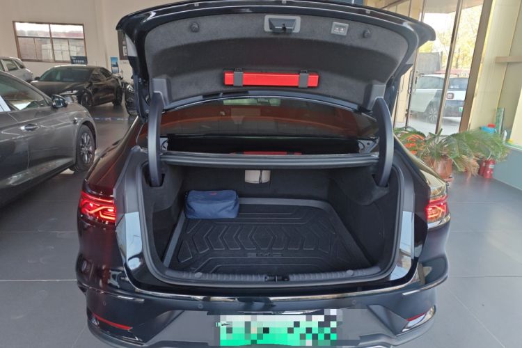 Used BYD Han 2025 DM-i Intelligent Driving Edition 125KM Prestige Model
