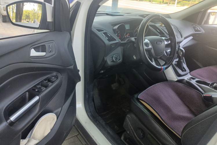 Used Ford Kuga 2015 1.5L GTDi Two-Wheel Drive Fashion Edition
