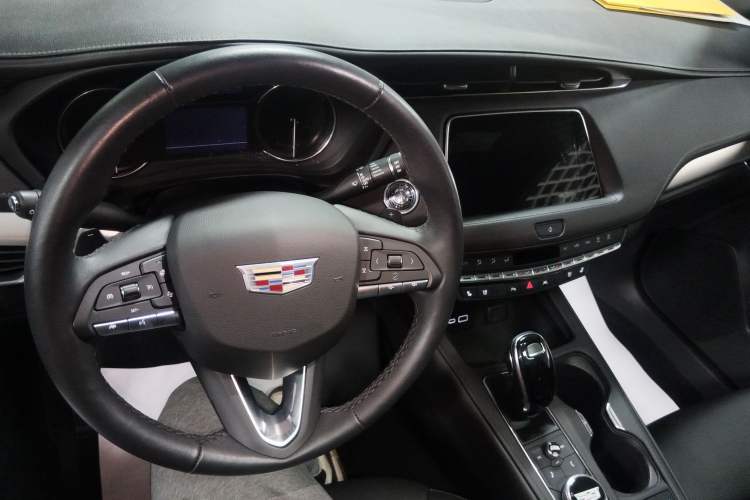 Used Cadillac XT4 2022 28T Two-Wheel Drive Prestige Version