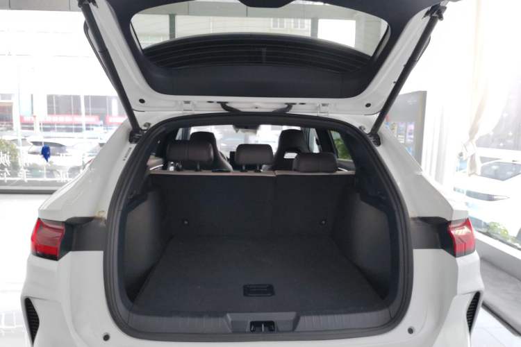 Used BYD Song PLUS New Energy 2025 DM-i Smart Drive 112KM Prestige Model
