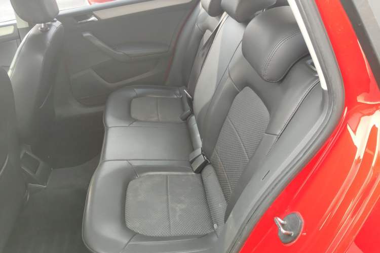 Used Skoda Rapid Spaceback 2014 1.6L Manual Enjoyment Edition