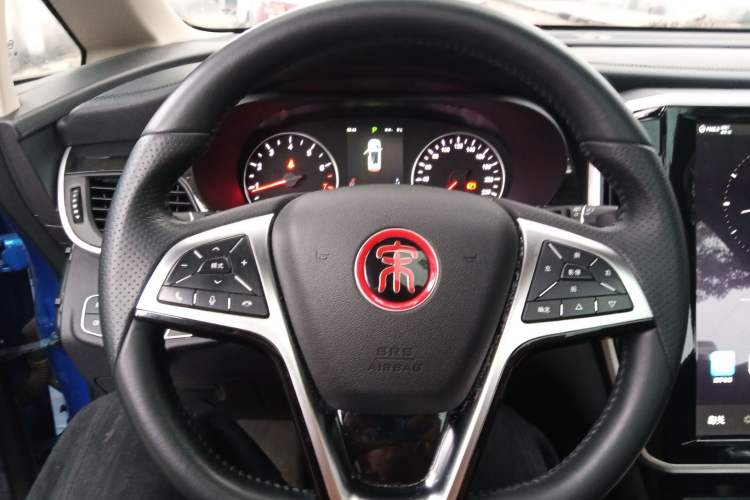 Used BYD Song MAX 2017 1.5T Automatic Smart Connect Prestige 7-Seater