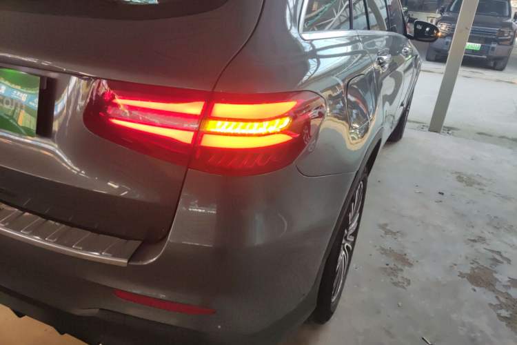 Used Mercedes-Benz GLC 2017 GLC 260 4MATIC Dynamic Edition
