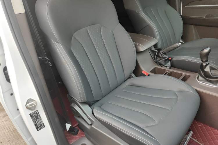 Used  Ruisheng Ace M7 2023 1.6L Standard Wheelbase Enjoy Edition 7-seater
