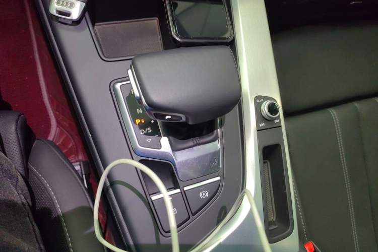 Used Audi A4L 2020 40 TFSI Fashion Dynamic Model