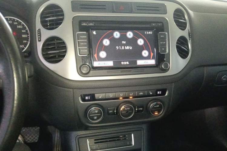 Used Volkswagen Tiguan 2015 1.8TSI Automatic Two-Wheel Drive Luxury Model