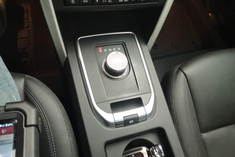 Used Land Rover Discovery Sport 2018 240 PS SE Version