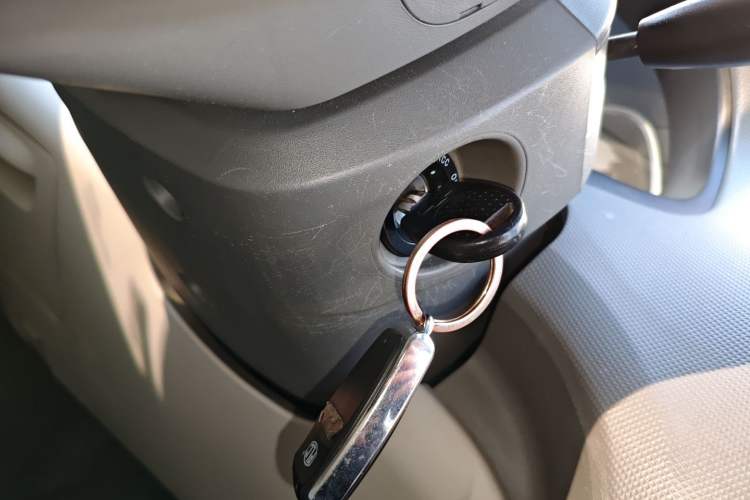 Used Chevrolet Sail 2013 Sedan 1.2L Manual Fashion Edition