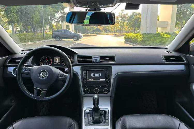 Used Volkswagen Passat 2015 1.8TSI DSG Prestige Edition
