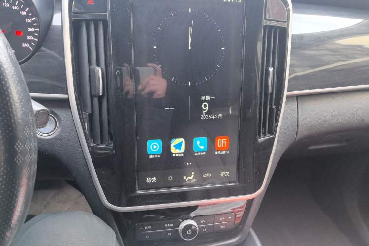 Used BYD Song MAX 2018 1.5T Automatic Smart Connect Elite Model with 6 Seats
