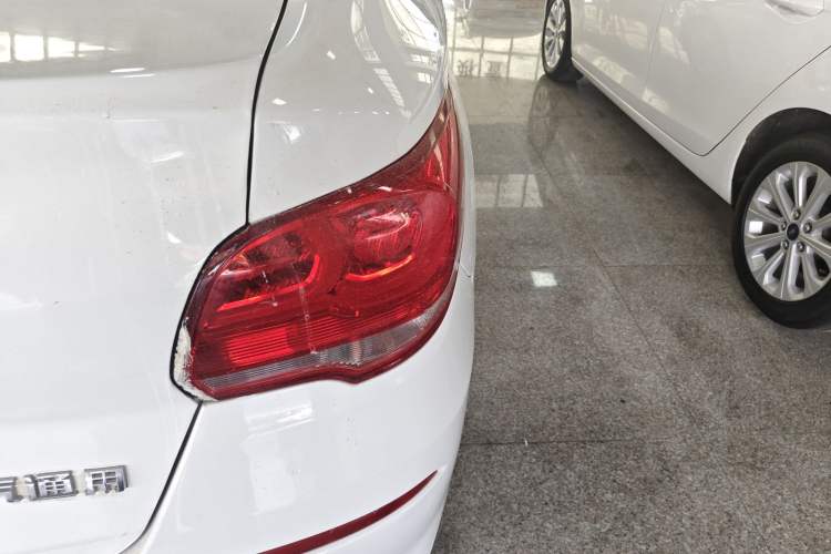 Used Chevrolet Cavalier 2016 1.5L Automatic Enjoyment Edition
