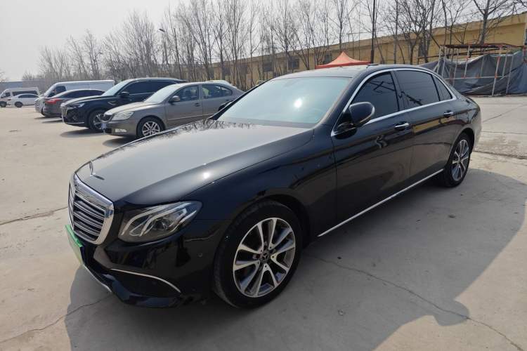 Used Mercedes-Benz E-Class 2019 E 260 L
