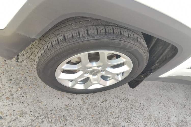 Used  Renegade 2018 Connected Large Screen Version 180T Automatic High-Energy Edition
