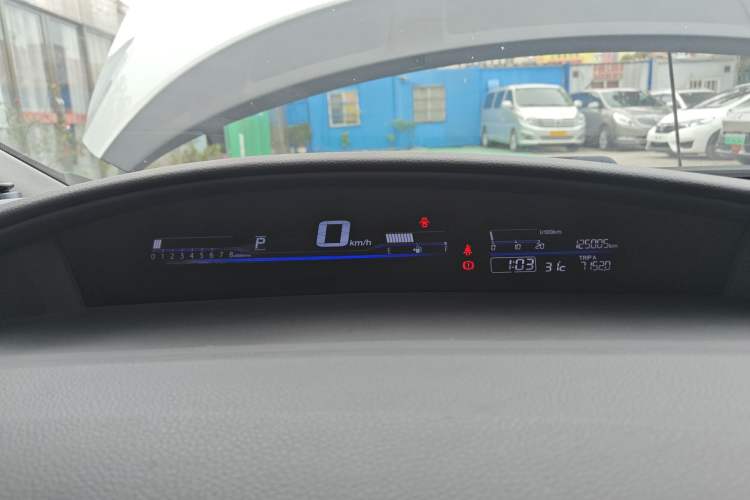 Used Honda Jade 2017 1.8L Automatic Classic Edition 5 seats
