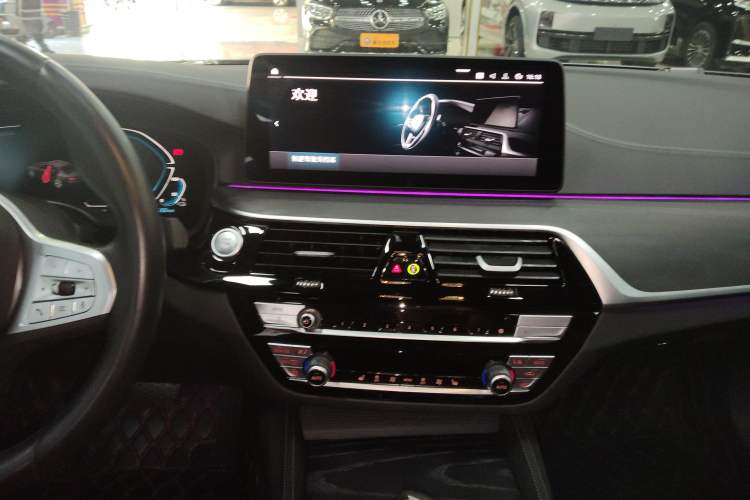 Used BMW 5 Series New Energy 2022 Second Facelift 535Le M Sport Package
