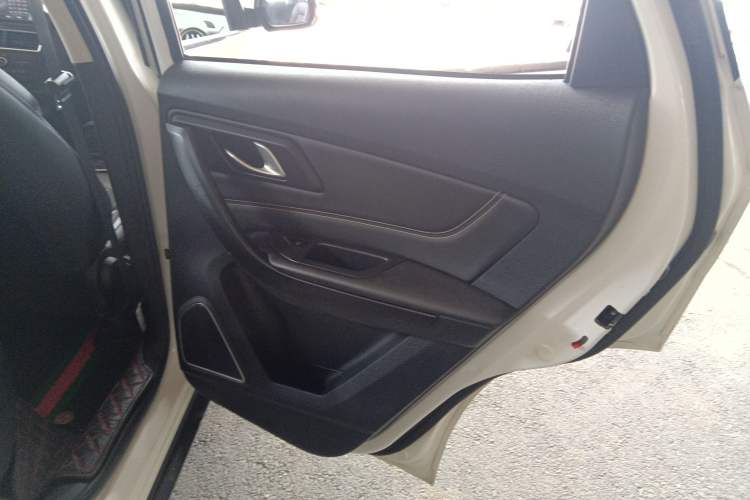 Used Bestune X40 2017 1.6L Automatic Luxury Model
