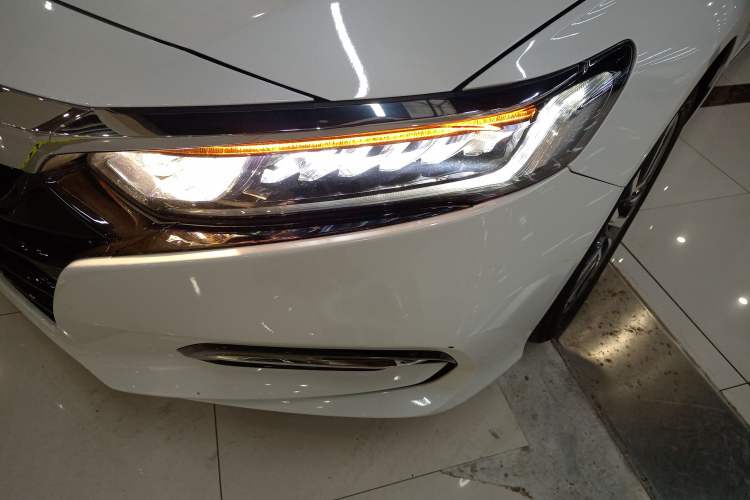 Used Honda Accord 2018 Rui Hybrid 2.0L Rui Ling Edition China VI

