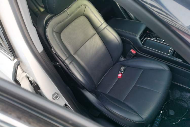 Used Lincoln Corsair 2022 2.0T Two-Wheel Drive Deluxe Edition
