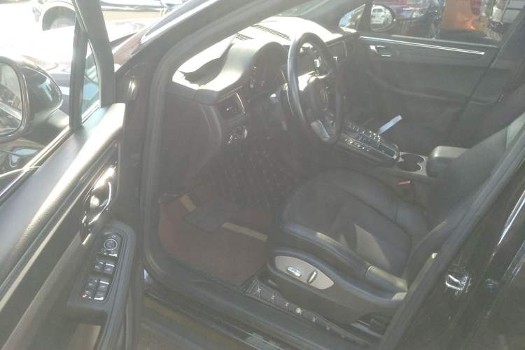 Used Porsche Macan 2017 Macan 2.0T