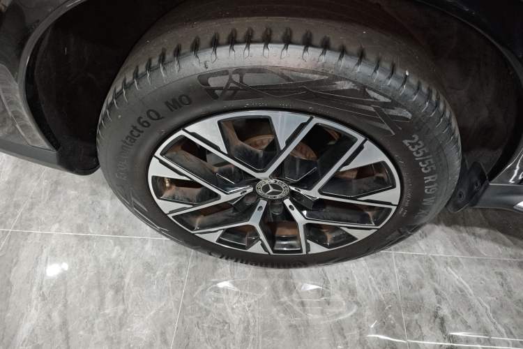 Used Mercedes-Benz GLC 2023 Facelift GLC 260 L 4MATIC Luxury Version 7-Seater