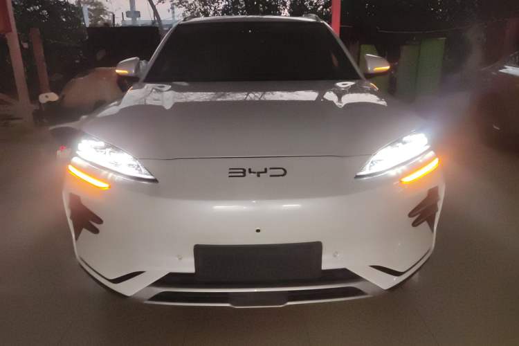 Used BYD Song PLUS New Energy 2025 EV Intelligent Driving Version 520km Premium Model
