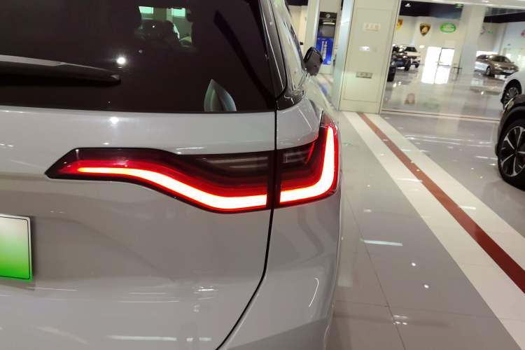 Used Nio ES8 2020 580 km Range 7-Seater Version
