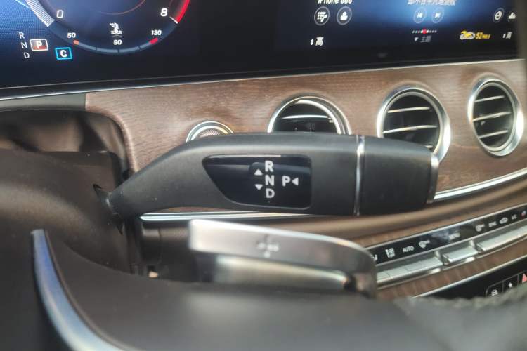 Used Mercedes-Benz E-Class 2023 Updated E 300 L Luxury Edition
