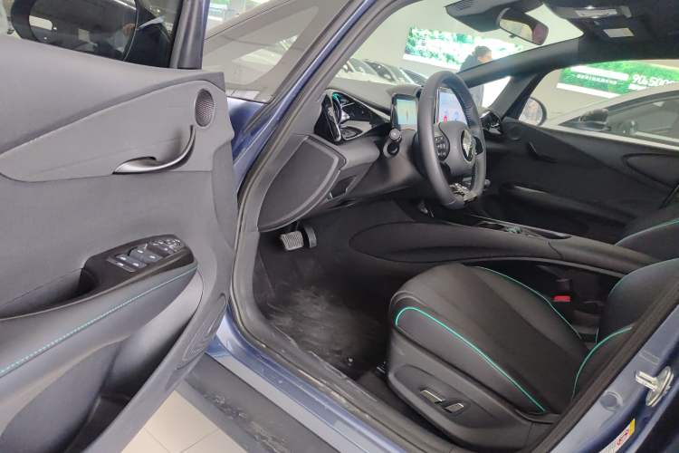 Used BYD Dolphin 2025 520km Range Knight Edition
