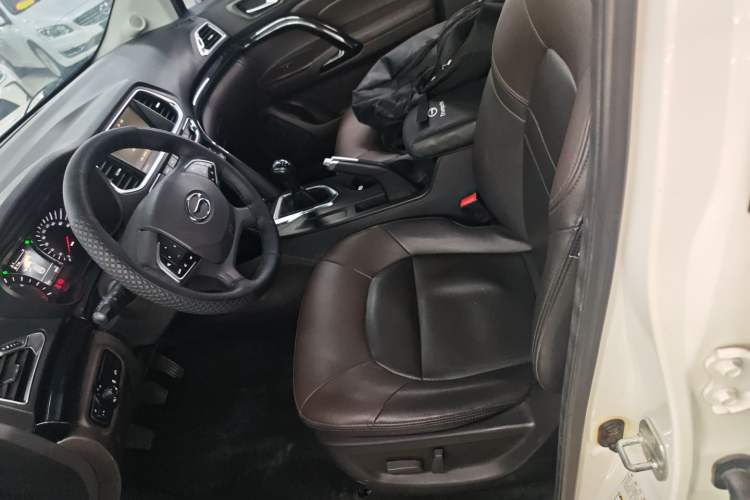 Used GAC Trumpchi GS4 2017 235T Manual Two-Wheel Drive Luxury Edition
