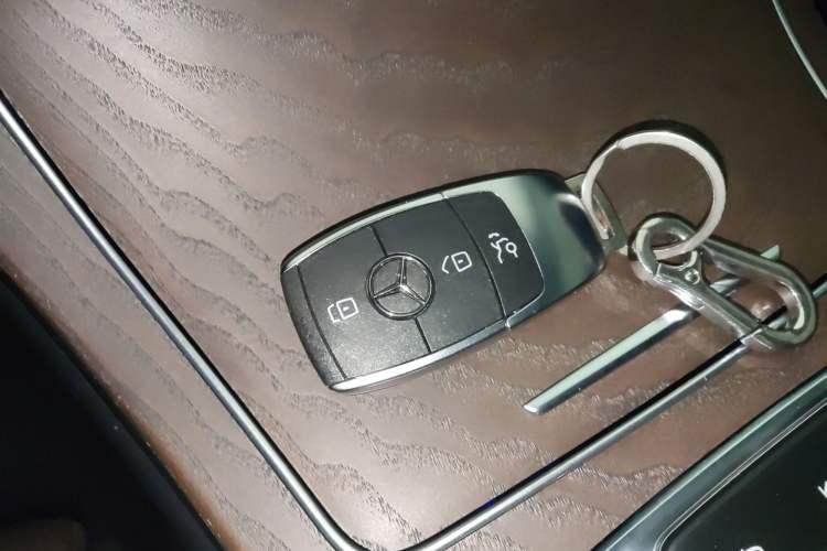 Used Mercedes-Benz GLC 2022 Second Facelift GLC 260 L 4MATIC Luxury Edition
