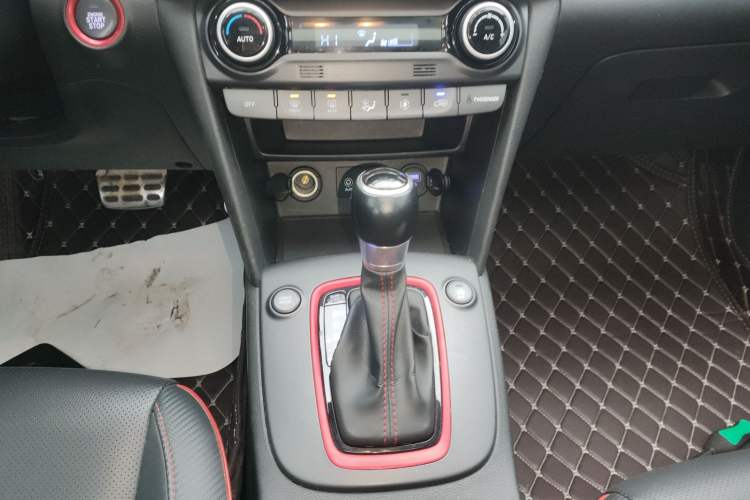 Used Hyundai ENCINO 2018 1.6T Dual-Clutch ZhiPao Edition China V Standard
