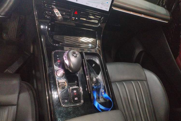 Used GAC Trumpchi M8 2023 Zongshi Series Dual-Motor Supreme Edition
